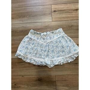 Women's Floral Patterned Shorts with Ruffle Hem